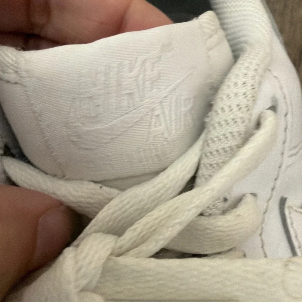Nike Air Force 1 Low Top Men's Triple White Lace-Up Athletic Sneakers Size 8